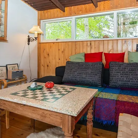 4 Person In Grenaa-by Traum